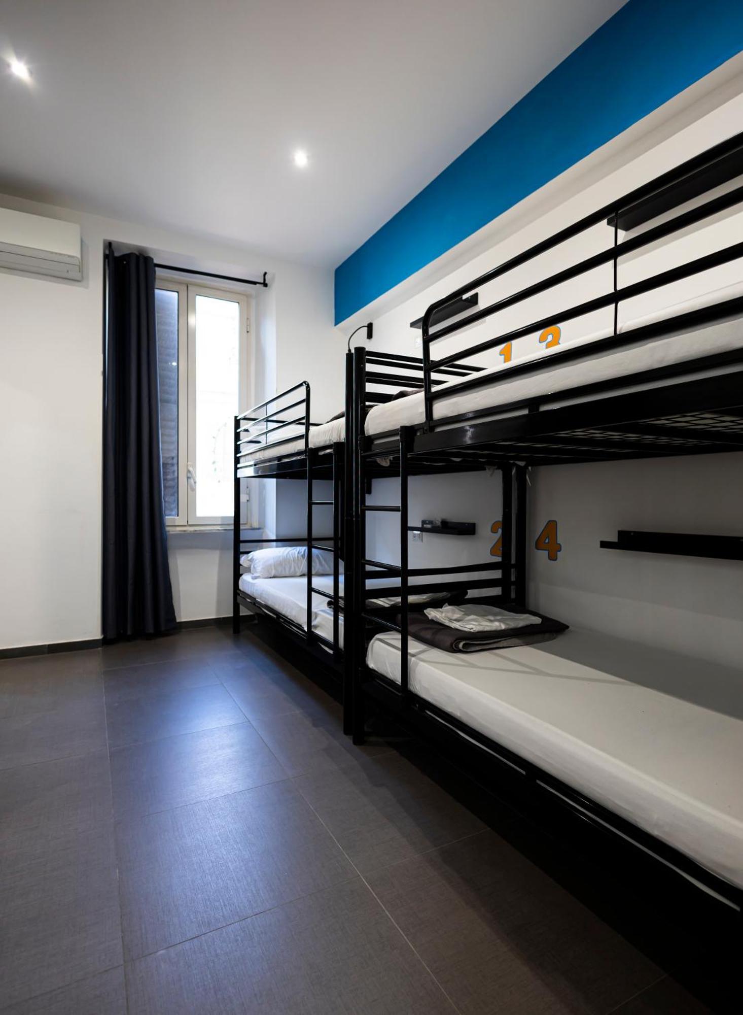 Bed in 8-Bed Mixed Dormitory Room,1704938421:JPEG